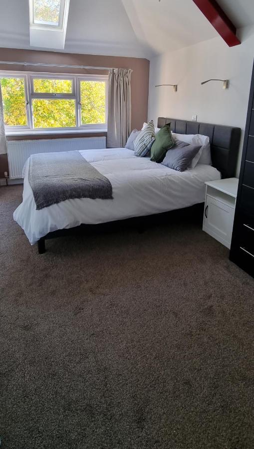 옥스퍼드 Walnut Tree View 빌라 외부 사진